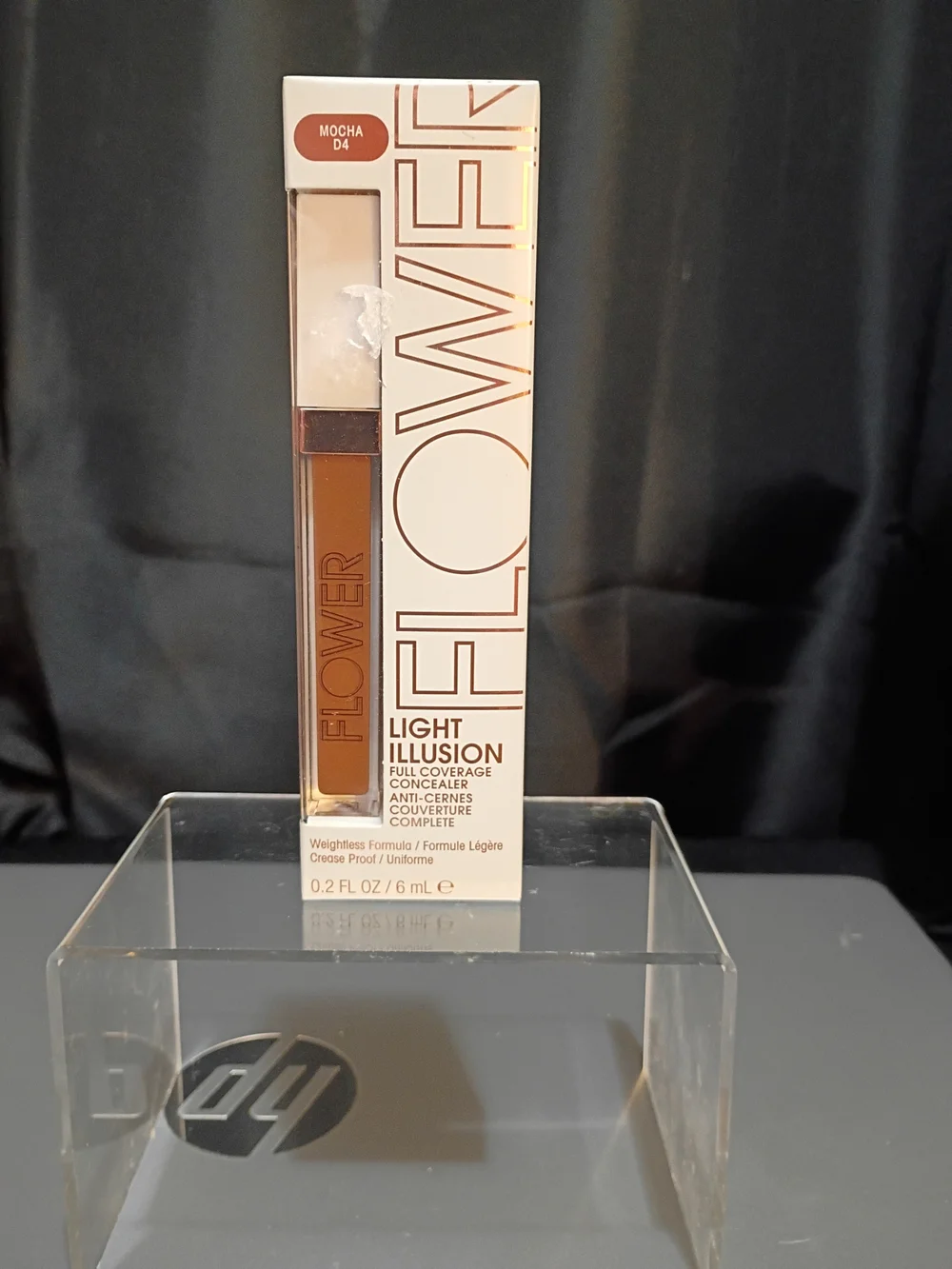 Flower Light Illusion Full Coverage Concealer - Mocha (D4)